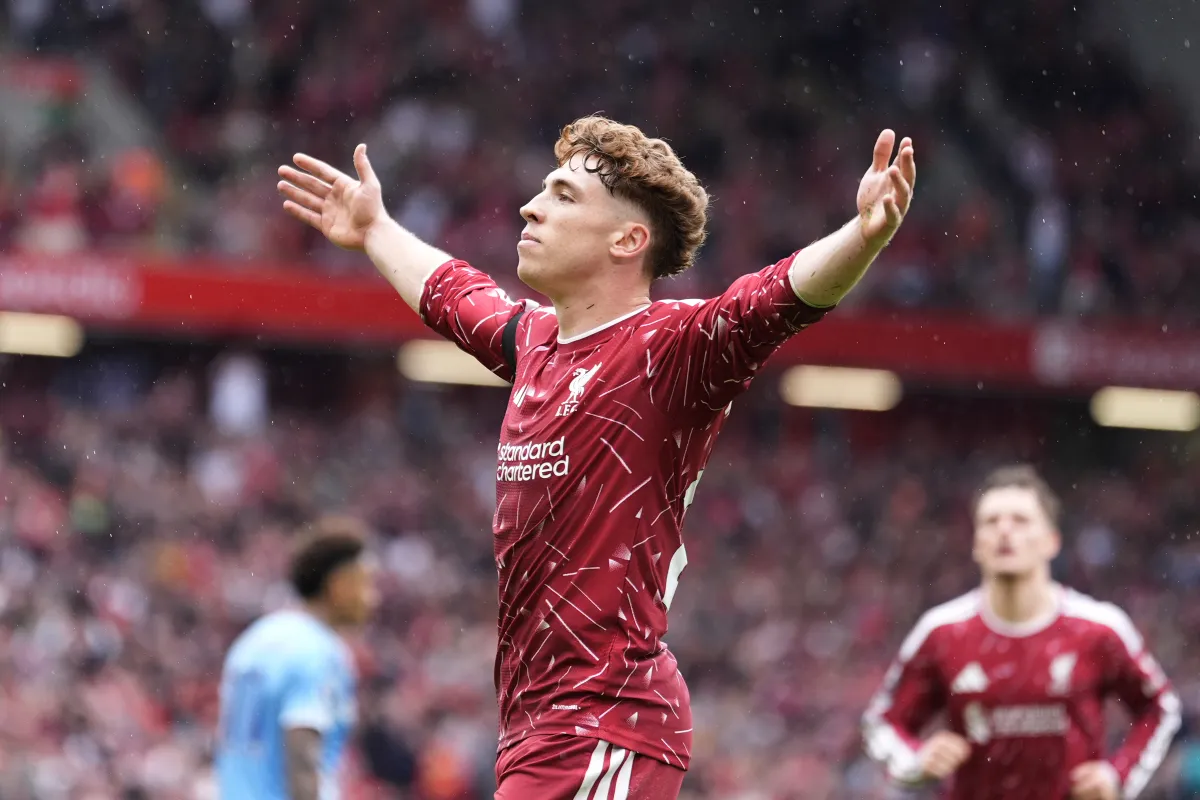 Víctor Muñoz Liverpool