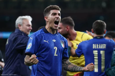 Manchester United : un latéral de l’Italie dans le viseur