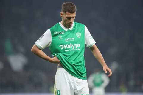 Mercato ASSE : Marten-Chris Paalberg arrive, les Verts ont déjà signé le successeur de Lucas Stassin ?