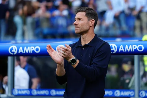 Real Madrid : “ses performances ont été exceptionnelles”, Xabi Alonso déjà surpris par une recrue