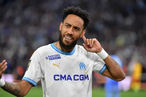 Mercato - OM : un nouveau courtisan débarque pour Aubameyang !