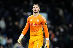 Leeds : Lucas Perri au centre d’une “énigme inconfortable”… et victime du précédent Illan Meslier ?