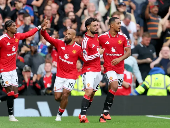 Manchester United : “celui-là, c’est vraiment un achat malin”, la recrue de Carrick encensée par la légende Andy Cole