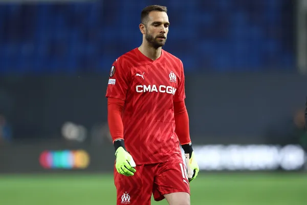 Pau Lopez