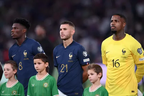 PSG : la grosse boulette de Hernandez sur Maignan