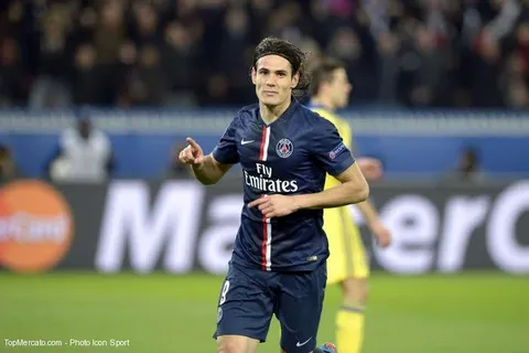 Cavani annonce la couleur à ses prétendants