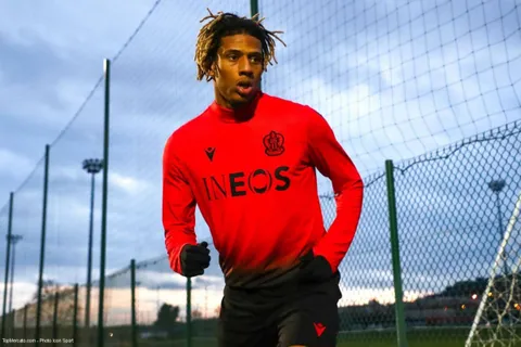 Nice : après son expulsion record, Todibo dégoupille !