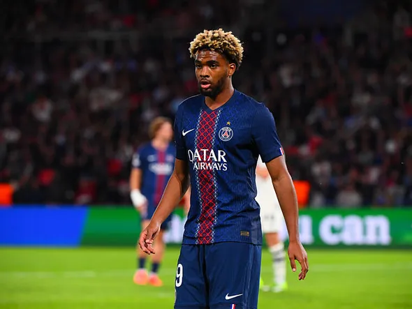 Mercato – Ibrahim Mbaye prêt à quitter le PSG, un géant de PL favori pour l’accueillir ?