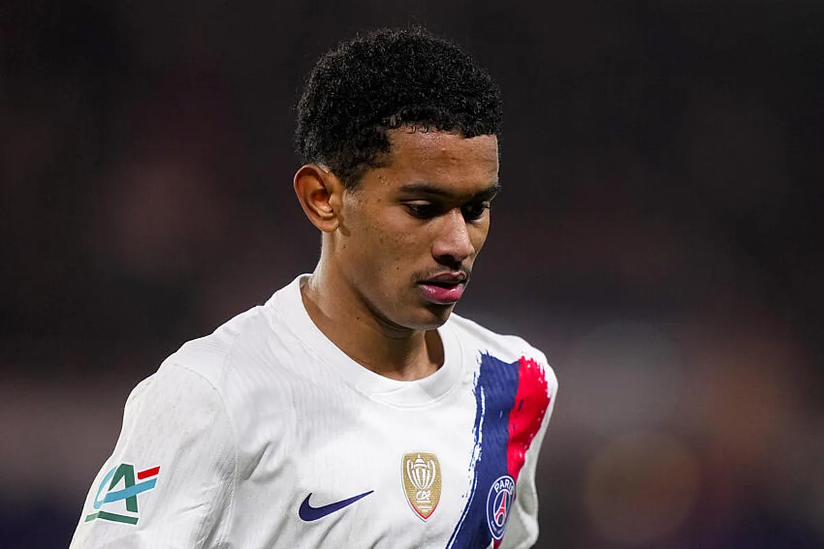 Mercato PSG : avenir scellé pour Senny Mayulu, courtisé par des géants européens