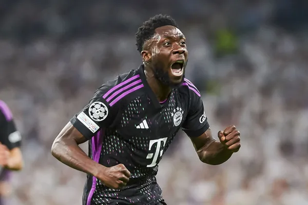 Alphonso Davies Bayern Munich
