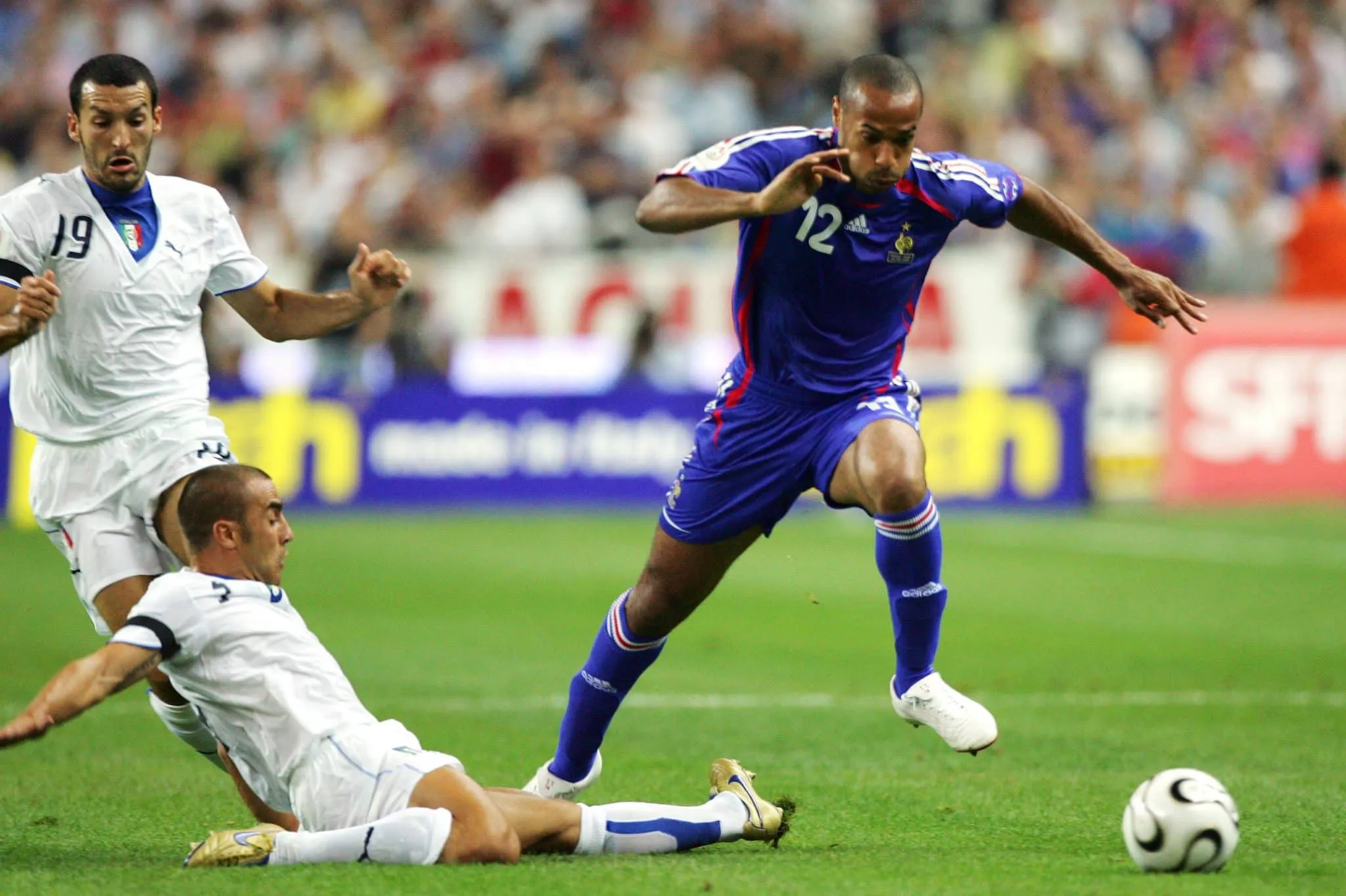 Le 6 septembre 2006, deux mois après la finale de la Coupe du monde perdue, la France a battu l’Italie 3-1 dans le cadre des qualifications à l’Euro 2008. Quel Tricolore a marqué un doublé lors de cette rencontre ?