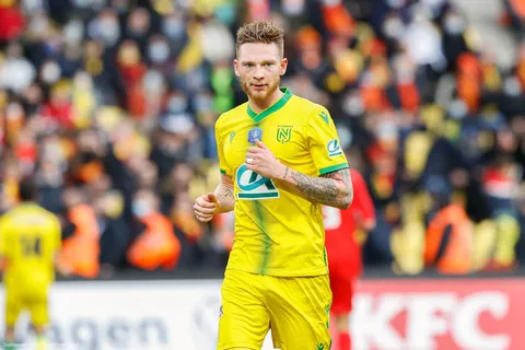 Officiel Mercato - Nantes : Emond retourne au Standard de Liège