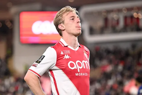 L’AS Monaco déjà en dager avec Mika Biereth