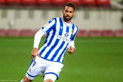 Officiel Mercato - Real Sociedad : Willian José prêté au Betis Séville
