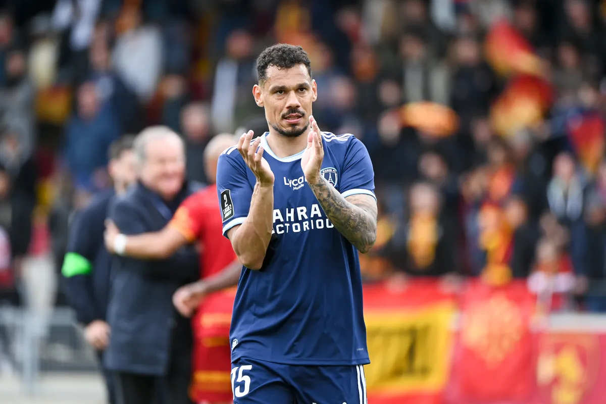 Timothée Kolodziejczak Paris FC