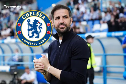 “Si ça le rend heureux…” –  Côme prend position sur la rumeur Fabregas à Chelsea