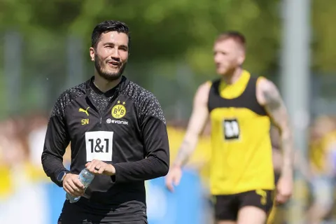 Un joueur de Dortmund revient métamorphosé après avoir perdu 8 kg