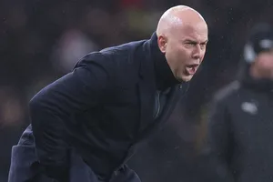 Mercato Liverpool : “agacé”, Arne Slot sous pression face à la rumeur grandissante Xabi Alonso