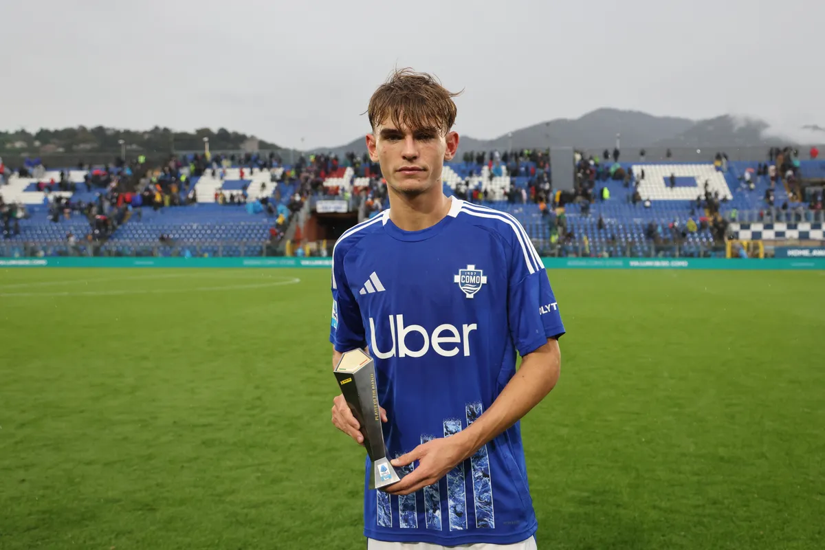 Nico Paz Côme