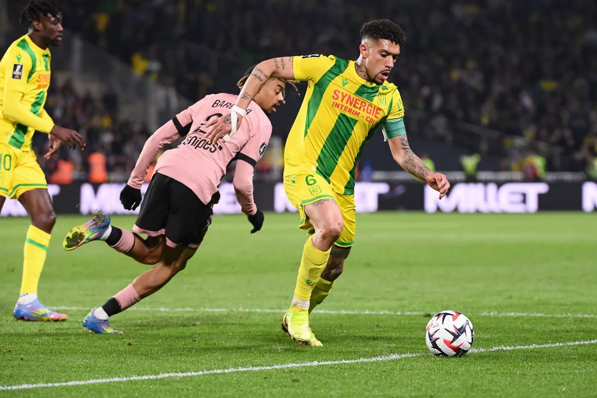 Douglas Augusto FC Nantes