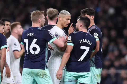 Mercato - Après Nketiah, l’OM fonce sur un attaquant de Premier League