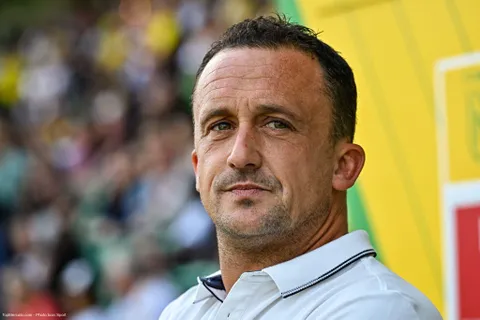 Mercato - Un entraîneur de Ligue 1 prend la porte, son successeur connu !