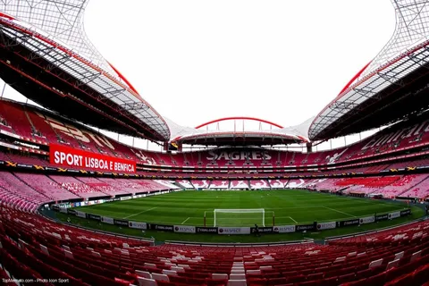 Officiel Mercato - Inter Milan : Lazaro prêté à Benfica