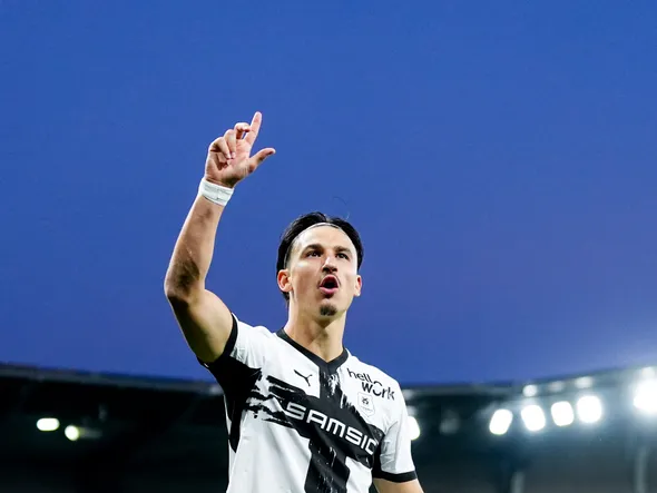 Mercato Rennes : la réponse ferme du SRFC aux assauts de Premier League pour son buteur Lepaul