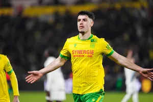 Mercato Nantes : une 1ère offre d’une écurie de Ligue des champions tombe enfin pour Matthis Abline