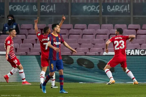 Vidéo FC Barcelone – Grenade (1-2) : le résumé vidéo