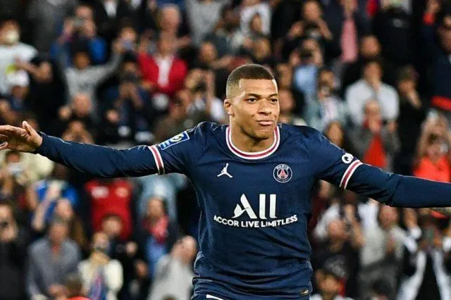 Mercato - PSG : tout espoir n’est pas abandonné pour Mbappé ?