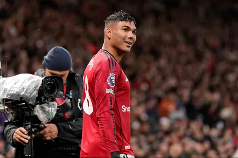 Mercato Manchester United : Casemiro secondé par une doublure deux fois plus jeune ?