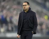 Mercato Chelsea : vers un duel 100% espagnol pour la succession de Liam Rosenior ?