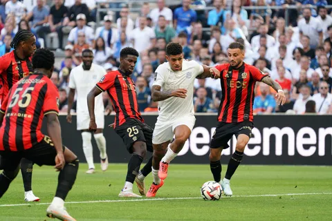 Mercato - Liverpool fonce sur un jeune ailier prometteur de la L1