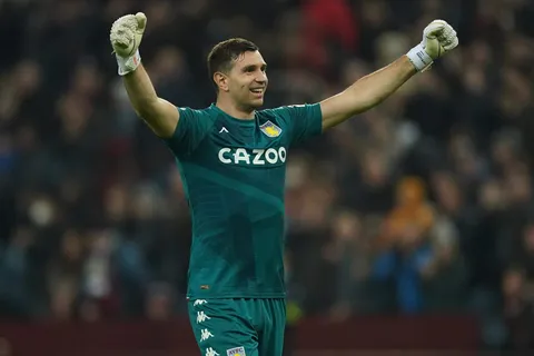 Equipe de France : Emiliano Martinez trolle Mbappé