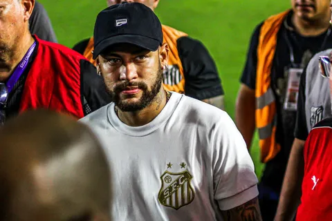 Neymar dévoile une destination inattendue !