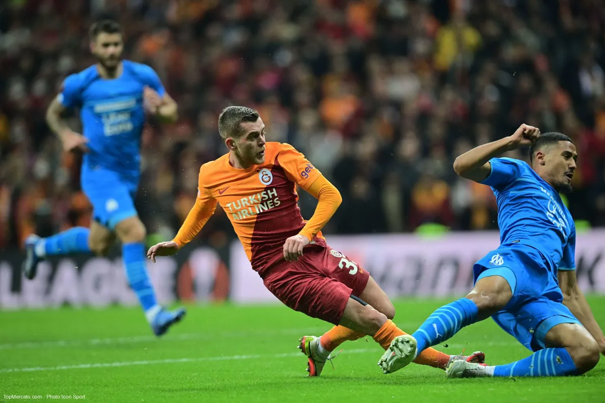 Alexandru Cicaldau et William Saliba, match Galatasaray-OM Olympique de Marseille