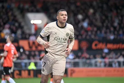 PSG : Ginola allume les dirigeants pour Mbappé !