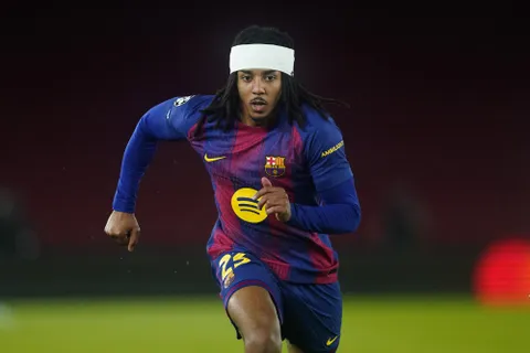 Mercato Barça : Chelsea va tenter une approche “agressive” pour recruter Koundé avant Liverpool et Manchester City