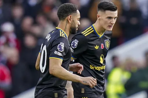 Manchester United : “n’importe quel attaquant sait tout ça…”, Shearer s’en prend à une recrue du mercato