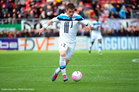 Debuchy piaffe d’impatience avec Newcastle (Officiel)