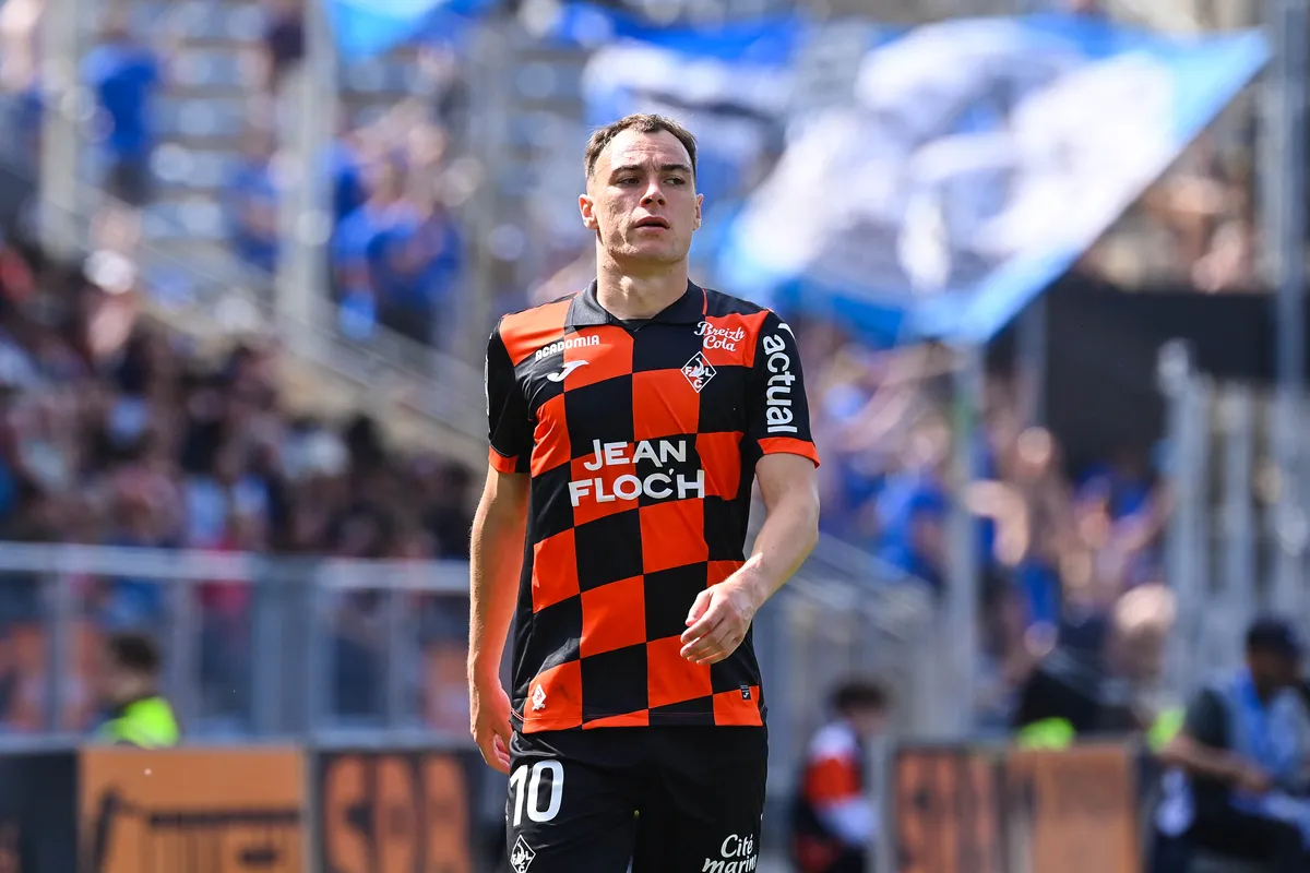 Mercato Lorient : l’OL et Lens refroidis, Pablo Pagis a 2 autres courtisans en L1