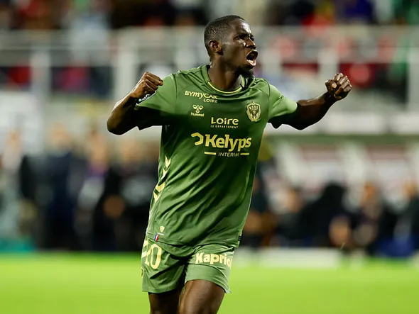 Mercato ASSE : une offre de 7 M€ pour Boakye, les Verts ont fixé son prix de départ