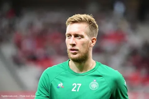 ASSE : Beric avoue une relation difficile avec Claude Puel