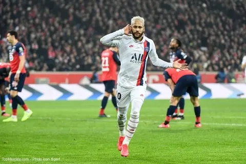 PSG : Alonzo trouve bizarre la blessure de Neymar