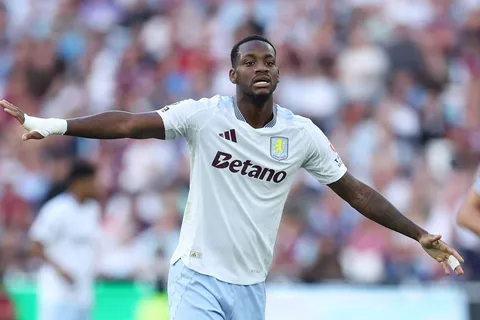 Mercato - 40 clubs voulaient Jhon Duran !