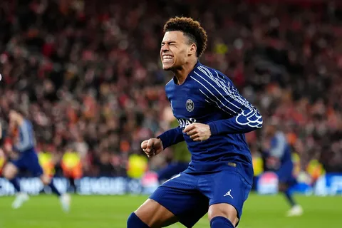 Désiré Doué appelé en équipe de France, aubaine ou cadeau empoisonné pour le PSG ?