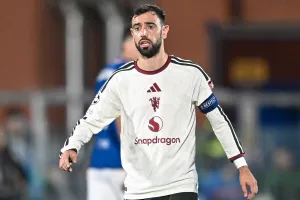 Manchester United : “il fallait être plus courageux”, Bruno Fernandes interpelle Carrick