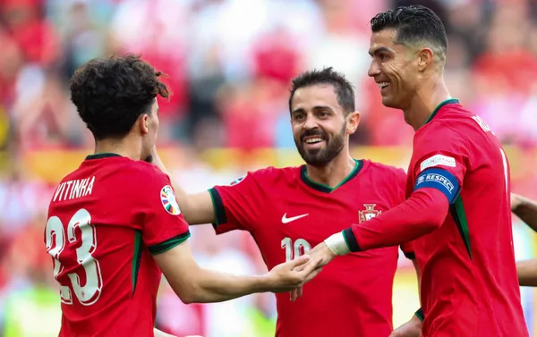 Vitinha, Bernardo Silva, Cristiano Ronaldo, Portugal