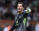 Mercato Manchester United : sur le départ, Altay Bayindir utilisé comme monnaie échange pour attirer un milieu à Old Trafford ?